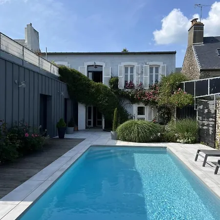 Chambre Privee Avec Piscine Casa de hóspedes